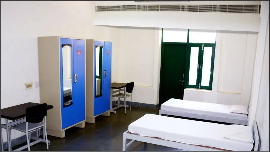 hostel-room-psit.webp